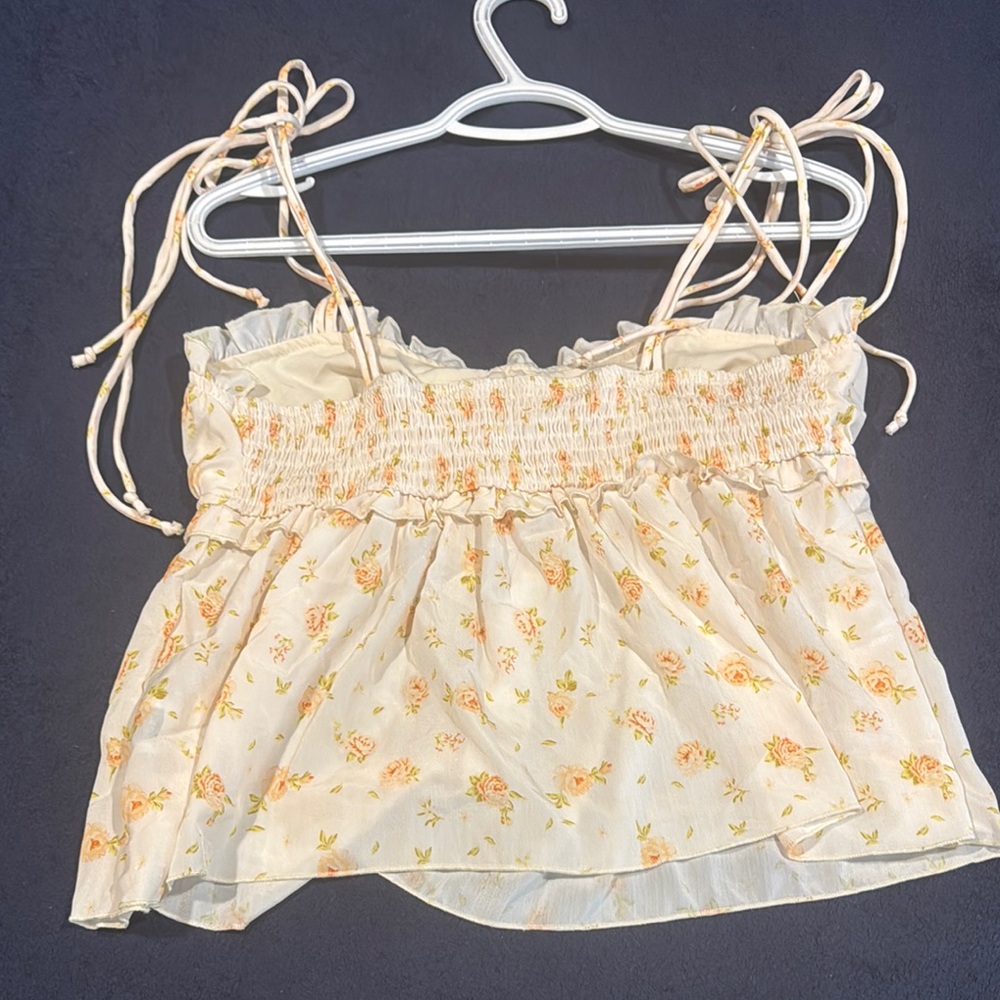 Floral Cream Women's Top - Picture 4 of 5